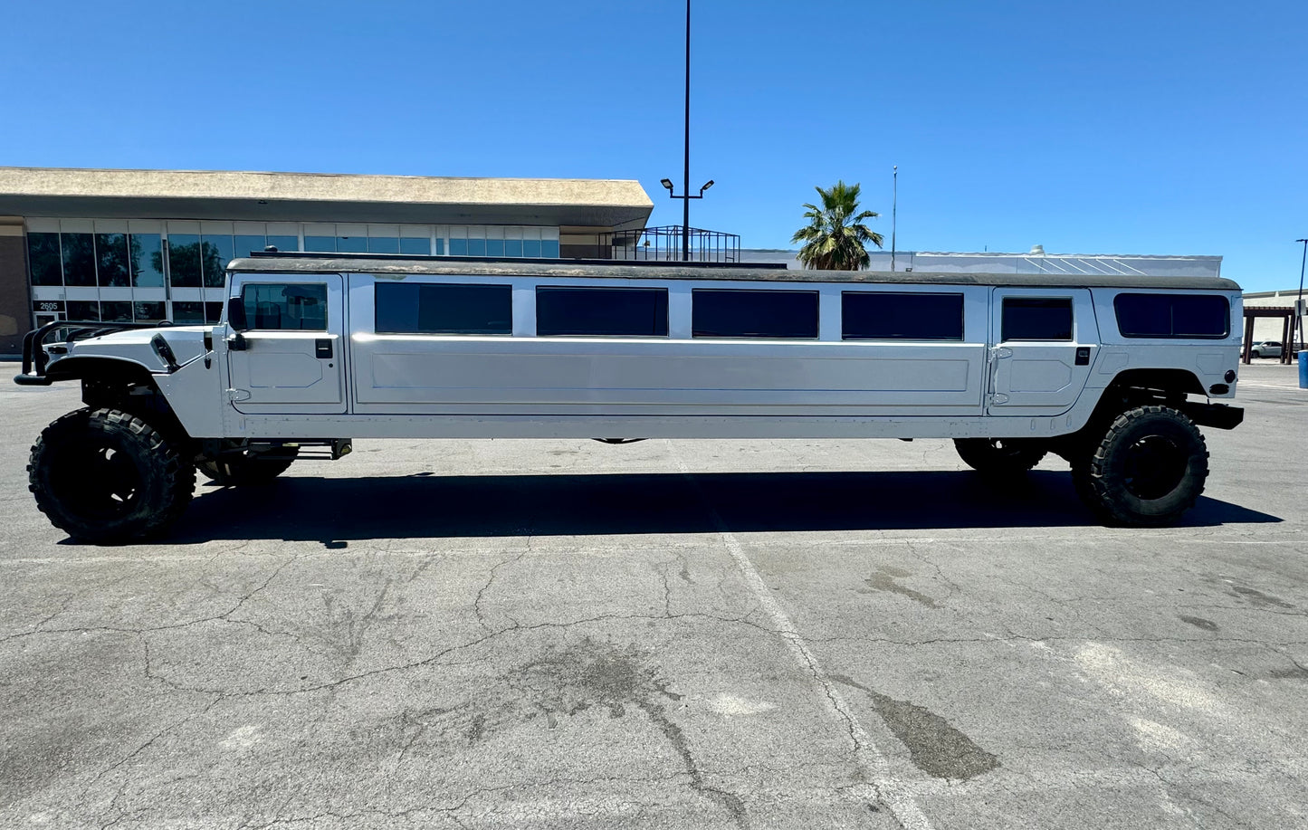 1999 AMC Hummer H1 HCS Limousine