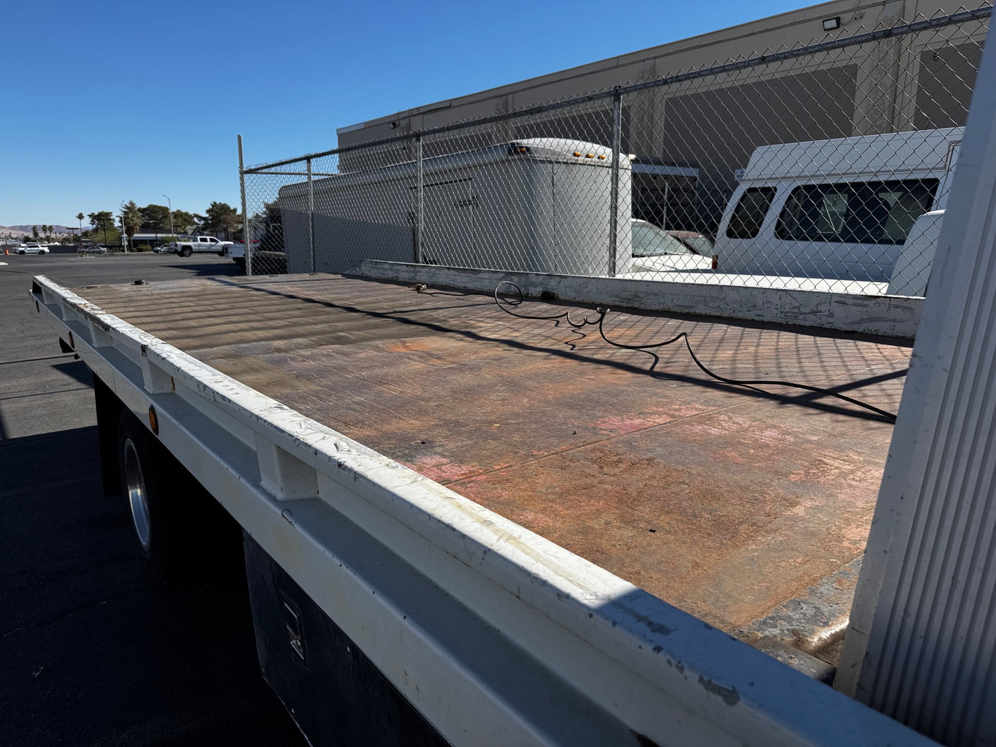 2001 International 4700 Flatbed Tow Truck