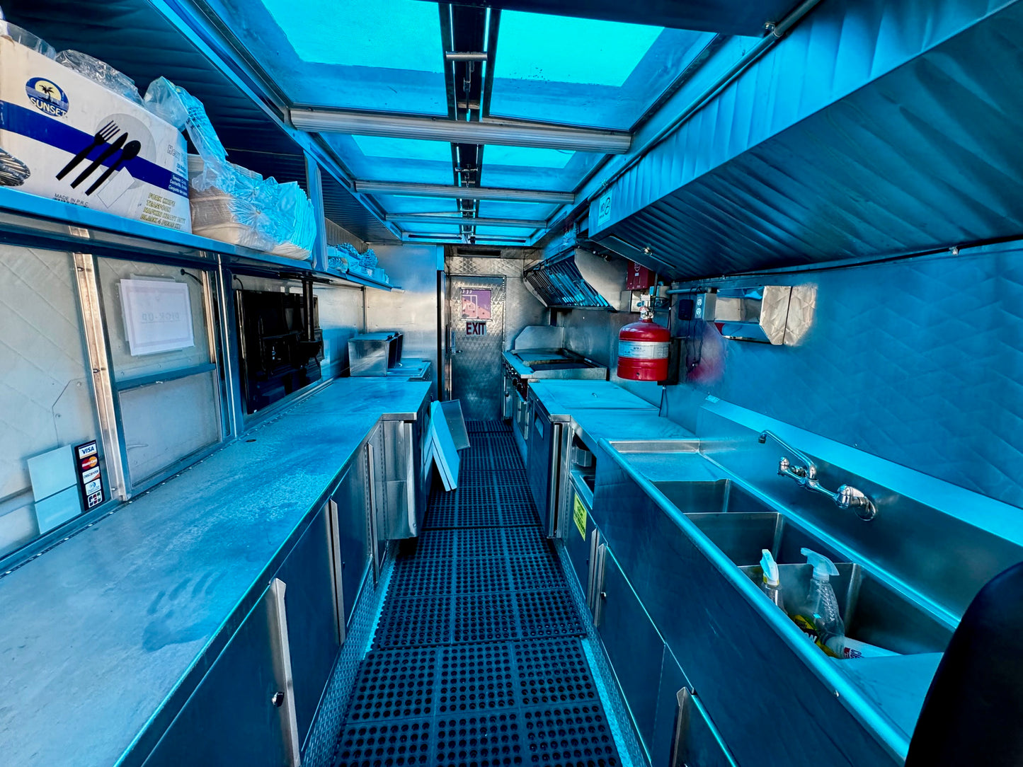 1998 Chevy Food Truck, Fully Equipped Kitchen